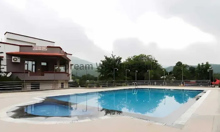 Meera Valley Resort