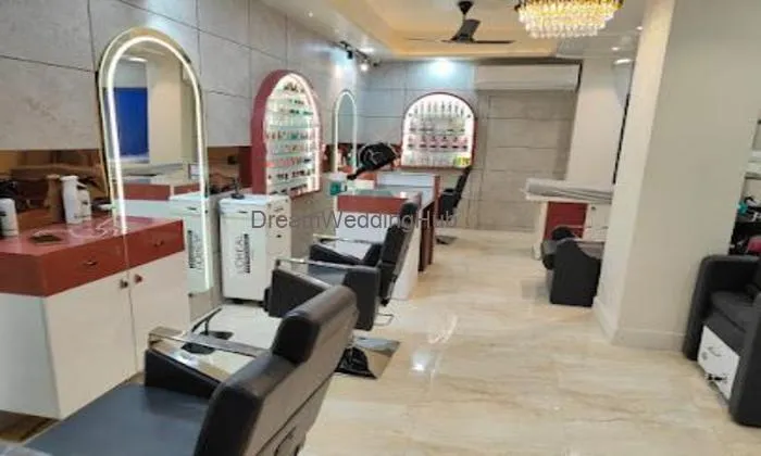 𝗝𝘂𝘀𝘁 𝗪𝗼𝘄𝘄𝘄 𝗕𝗲𝗮𝘂𝘁𝘆 𝗦𝗮𝗹𝗼𝗻- Mehandi Art/hair Salon/women/beauty Parlour/best Bridal Makeup Salon In Rajkot