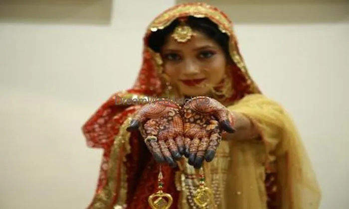 Mehendi & Makeup Artist | Umaimah Shaikh