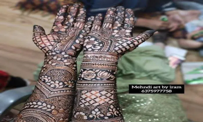 Mehndi Art By Iram