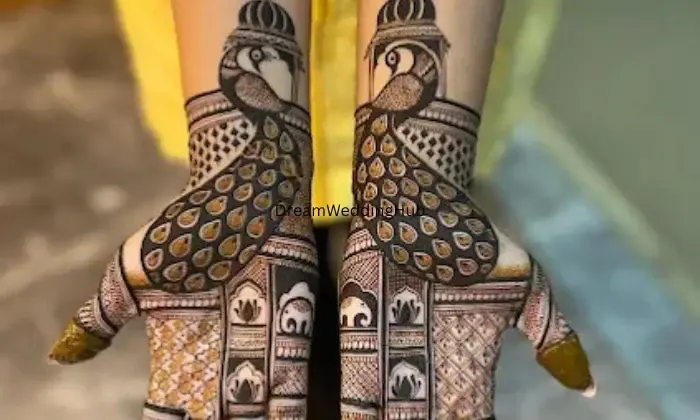 Mehndi Artist Bhuvi Dombivli