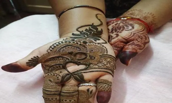 Mehndi Artist Shree