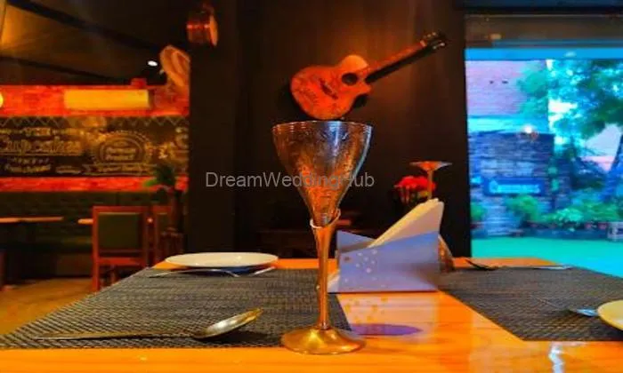Mellows Restaurant And Banquet