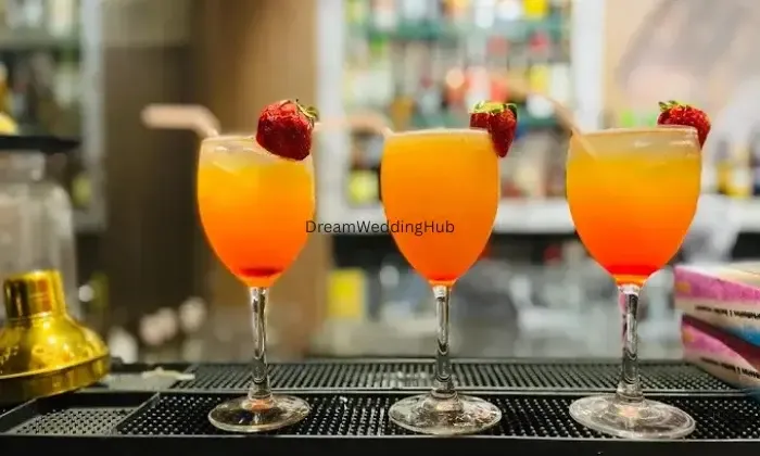 Midtown Family Restaurant  Bar