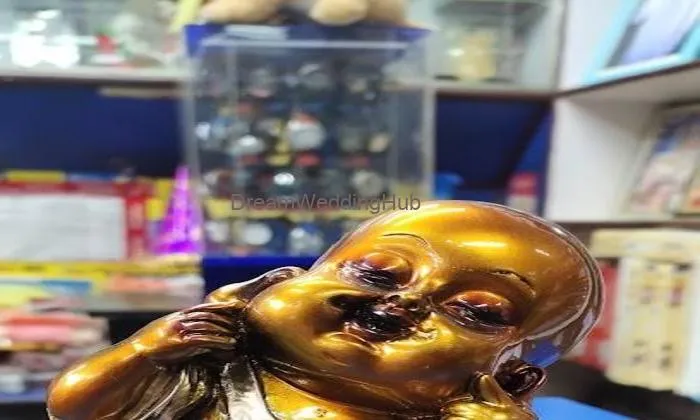 Milan Digital Studio & Gifts Center