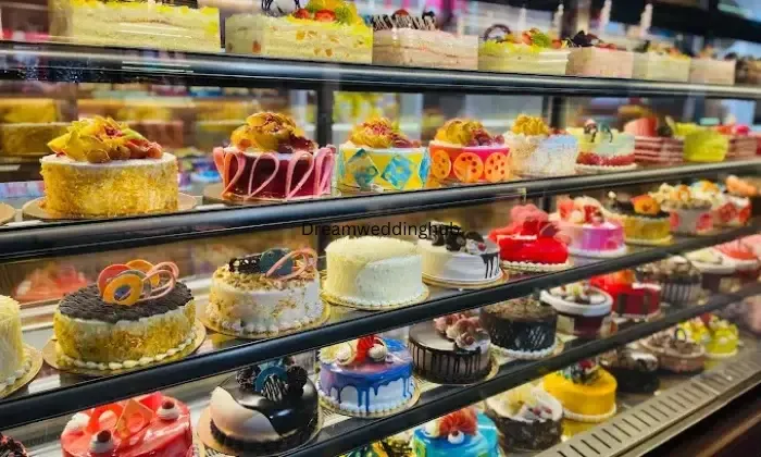 Mohan Bakery Manmohan Nagar