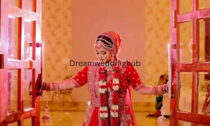 Mohan Photo Studio And Lab