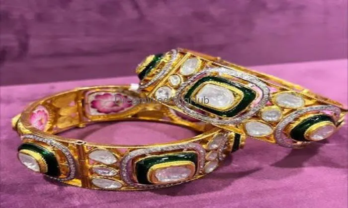 Mohanlal Sanwarmal & Sons Jewellers Mohanlal Sanwarmal & Sons Jewellers