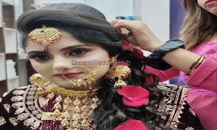 Mohini Makeover Beauty Studio