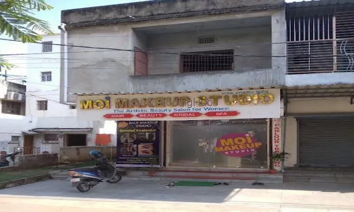 Moi Makeup Studio