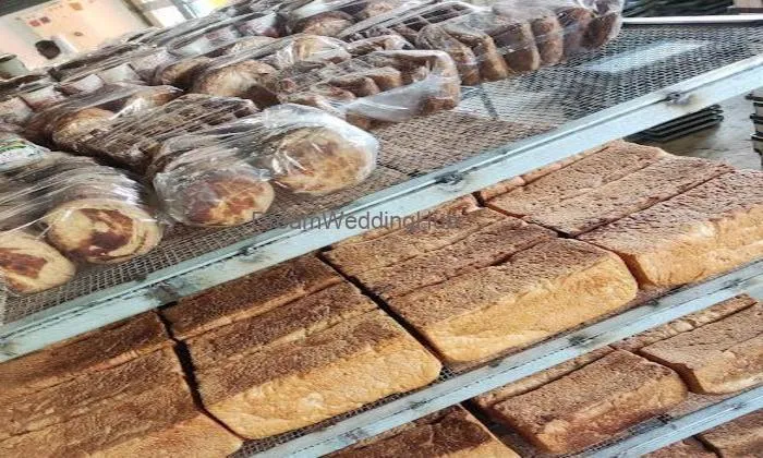 Mom's Bakery Factory ‿