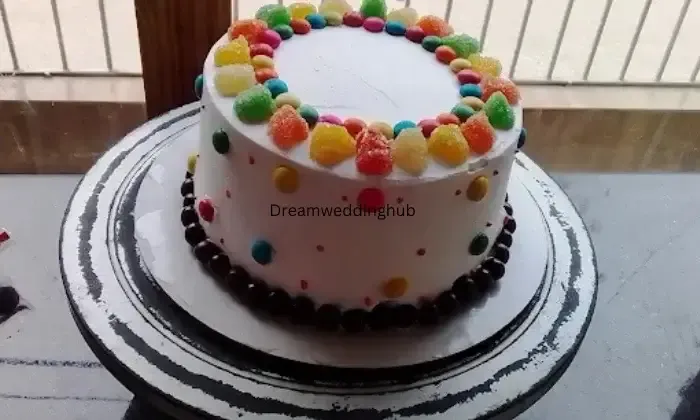 Moms Cake Walk