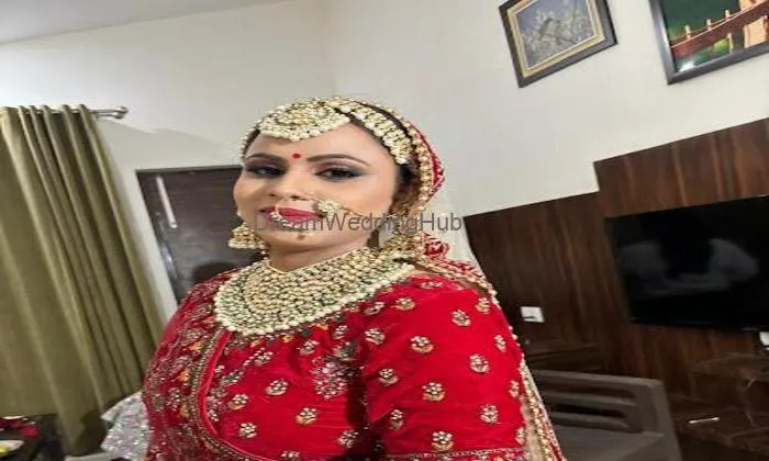 Monalisa Makeup Studio & Salon