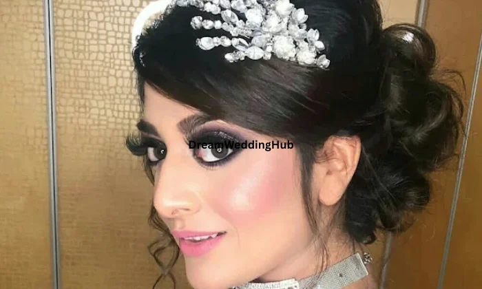 Monas Hair And Beauty