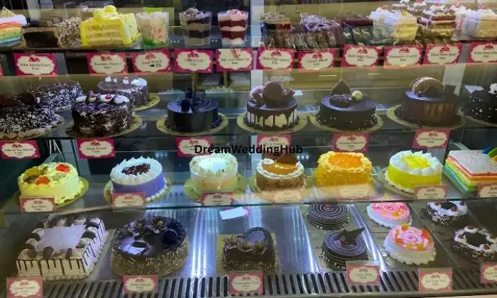 Monginis Cake Shop  Mehsana