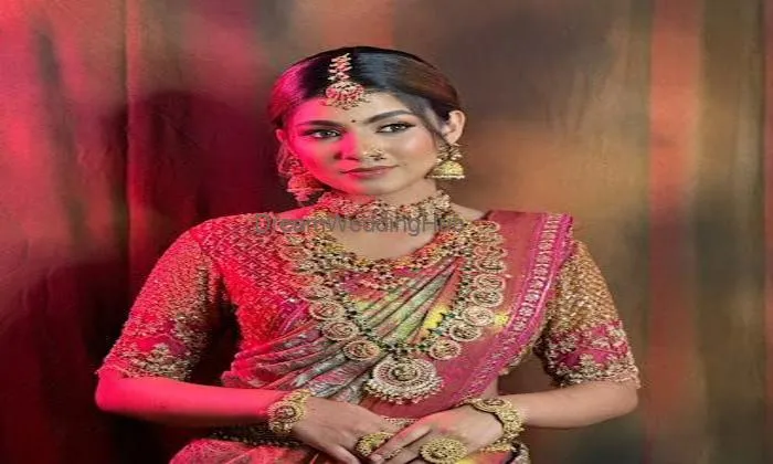 Monikareddy Makeup Studio & Academy