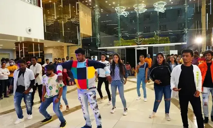 Moon Walkers Dance