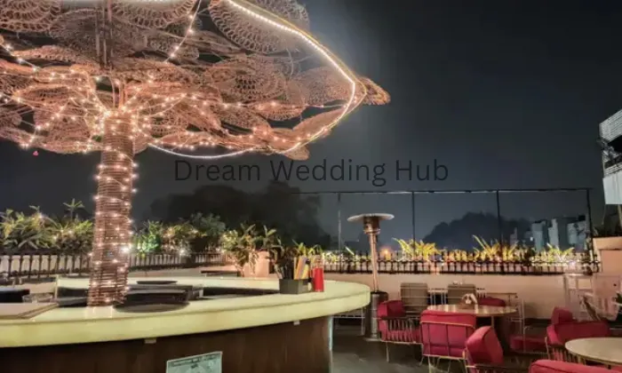 Moonshine Cafe & Bar
