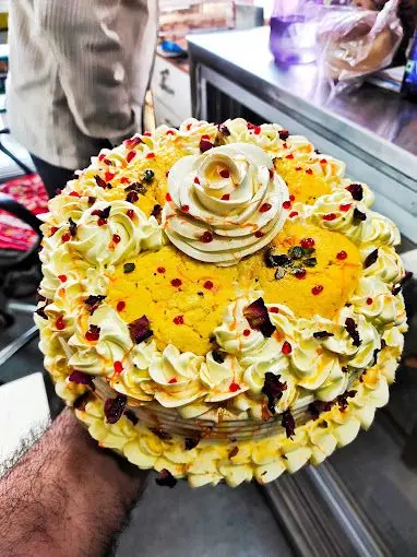 Mr. Arora Bakers