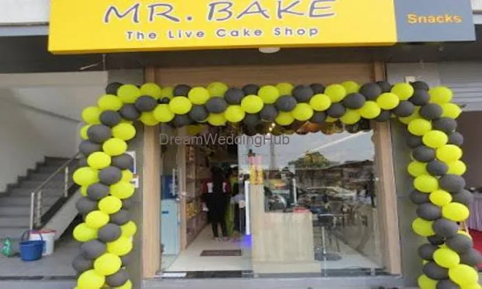 Mr. Bake - The Live Cake Shop
