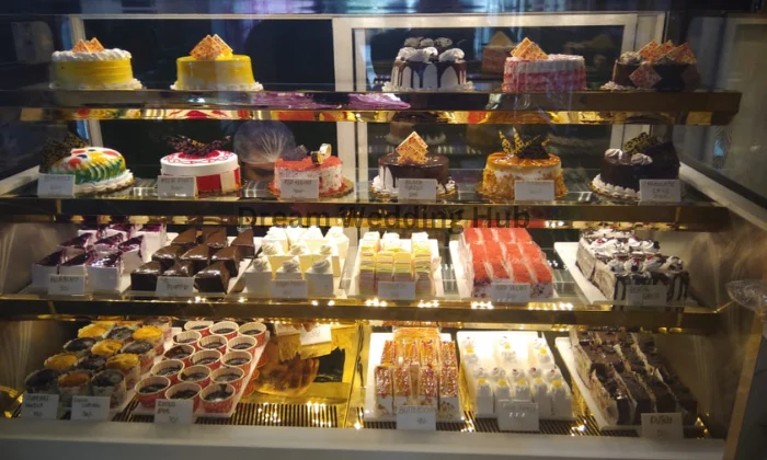 Mrs  Mr Cakewala
