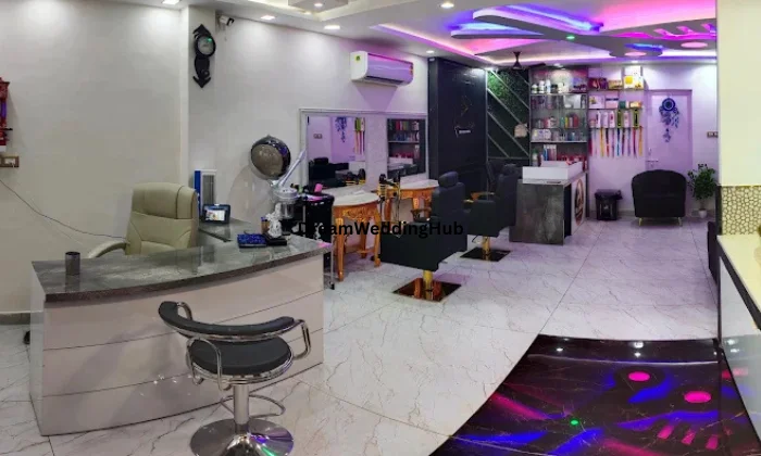 Mrs Salon  Makeup