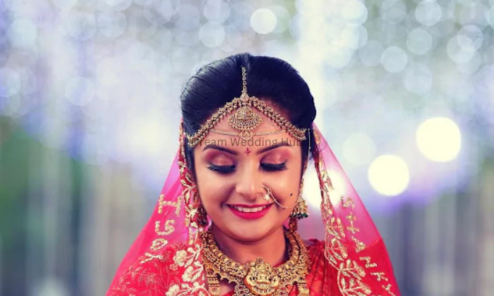 Mua Makeover Studio