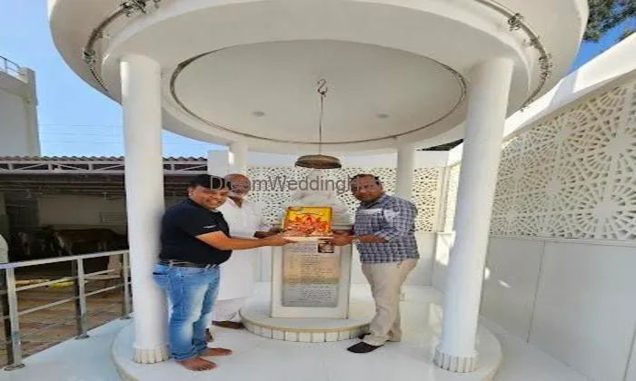 Mukesh Mittal Palmist And Astrologer