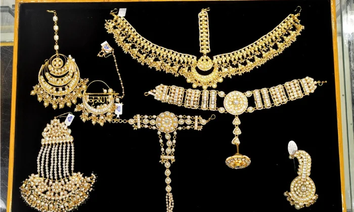 Mukherjee Gems