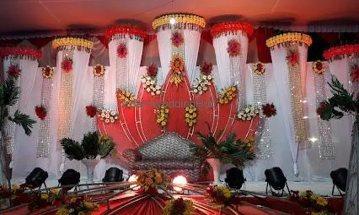 Munna Lal Mali - Best Flower Decorations In Bahraich