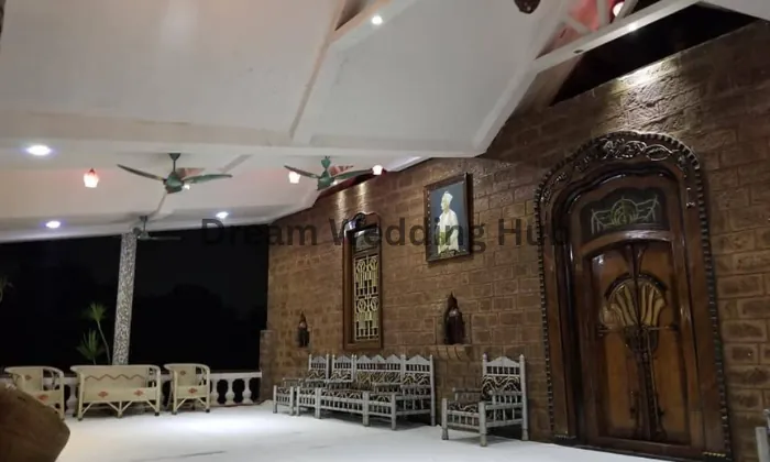 Mushtaq Pariwar Farm House