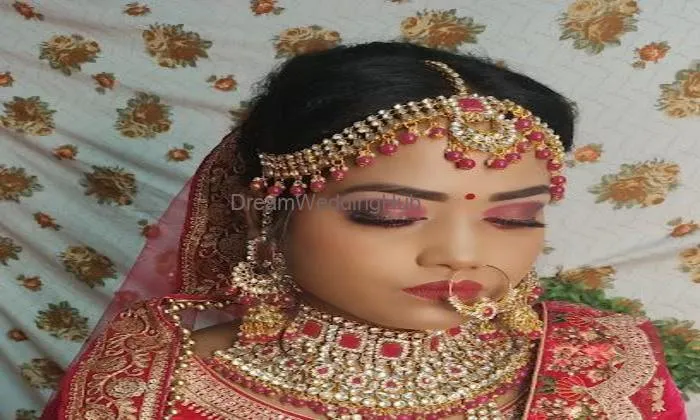 Muskan Beauty Care & Makeup Studio