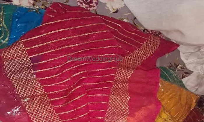 Muskan Dupatta And Dress Materials