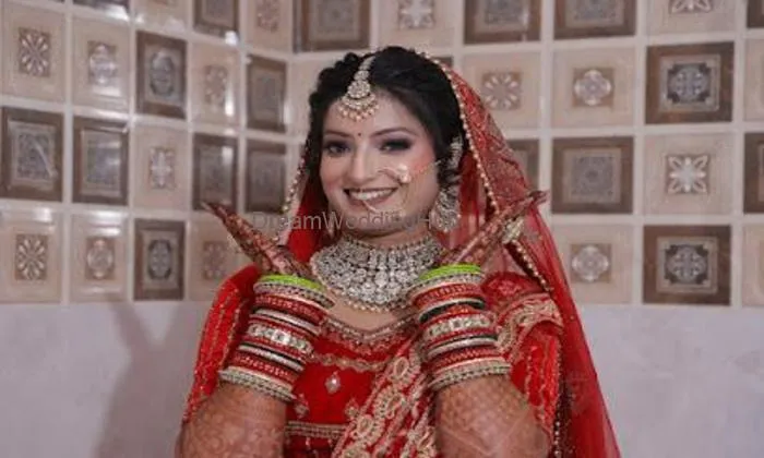 Muskan Makeover & Unisex Salon Muskan Makeover & Unisex Salon