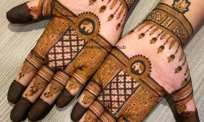 Nafisha Mehendi