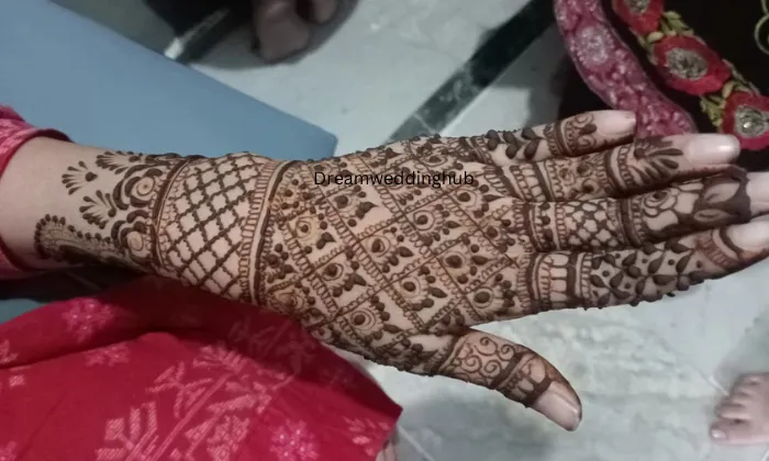 Naina Mehndi Art