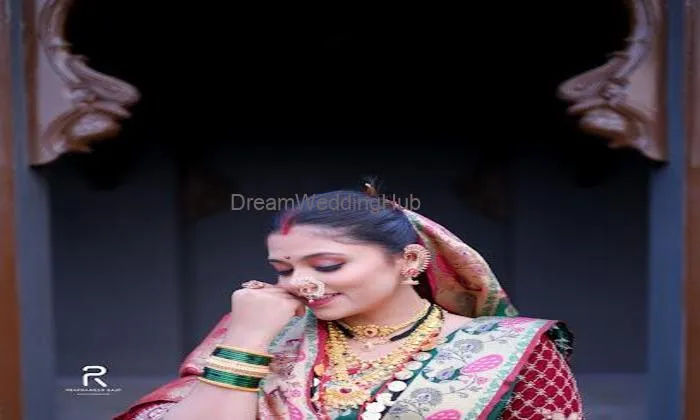 Namrata Chinchwade Makeup & Hair Artist ( Studio & Academy)