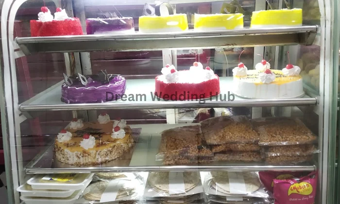 Navarathna Sweets And Bakery