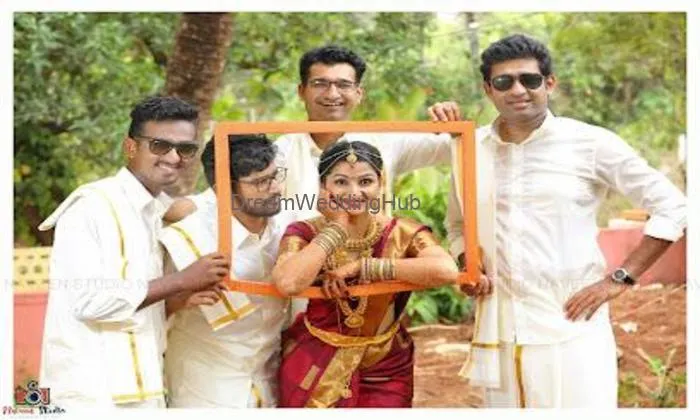 Naveen Studio