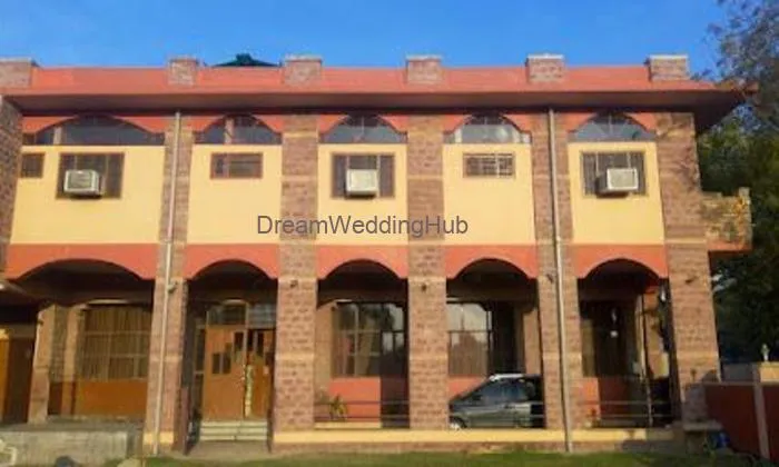 Navratna Heritage Guest House & Lawns