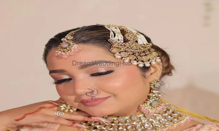 Neeru's Makeover And Academy