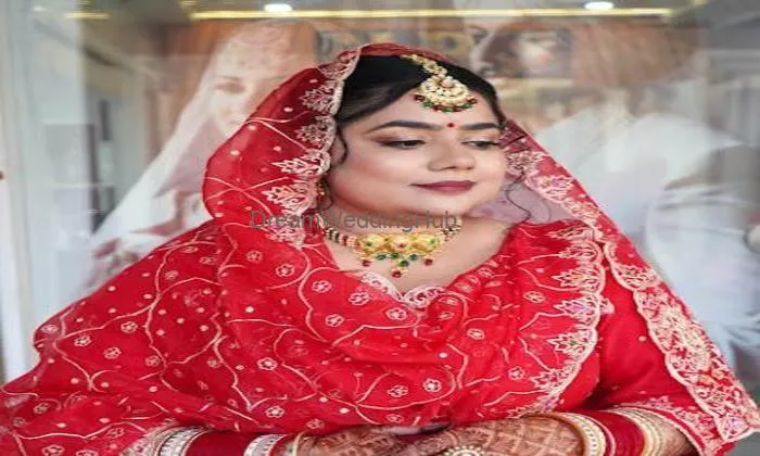 Neha Beauty Parlour