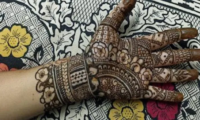 Neha Mehndi Art20019