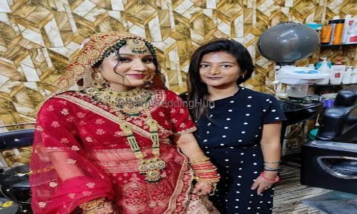 Neha's Ladies Beauty Saloon