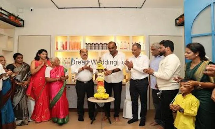 Neo Unisex Salon/ Nails Studio Neo Unisex Salon/ Nails Studio