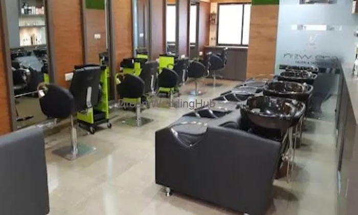 New Era Salon & Tattoo Studio