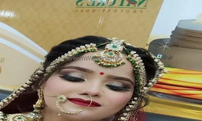 New Fascia Saloon ( Branch -1) - Best Family Beauty Parlour In Sagar