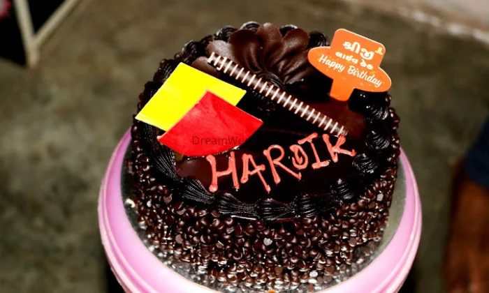 New Janta Baker