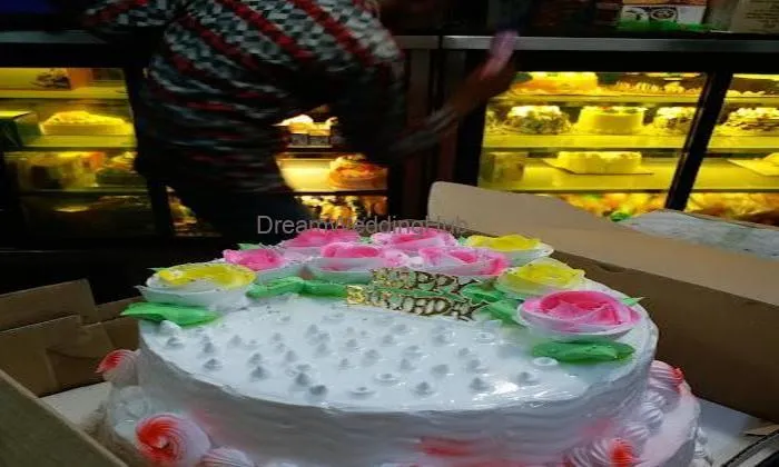 New Janta Bakery & Sweets* Cake Shop - Best Bakery In Warora | Best Cake Shop In Warora | Best Sweets & Daily Needs Shop