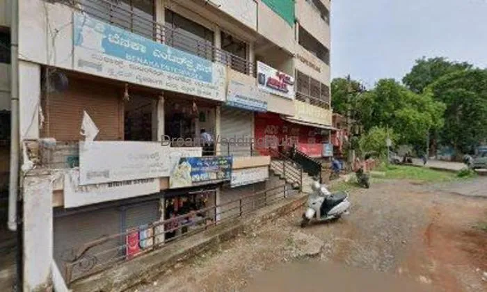 New Laxmi Fancy Store's